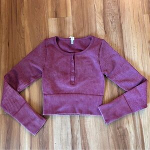 Offline by Aerie long sleeve, button up crop top | XS